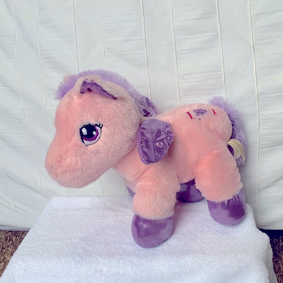 dan dee Other - Free with $20 bundle Unicorn stuffed animal